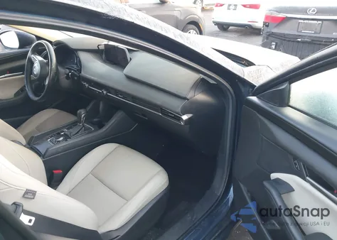 2020 Mazda Mazda3 Select Package из США, поврежденный, VIN 3MZBPACL0LM124784